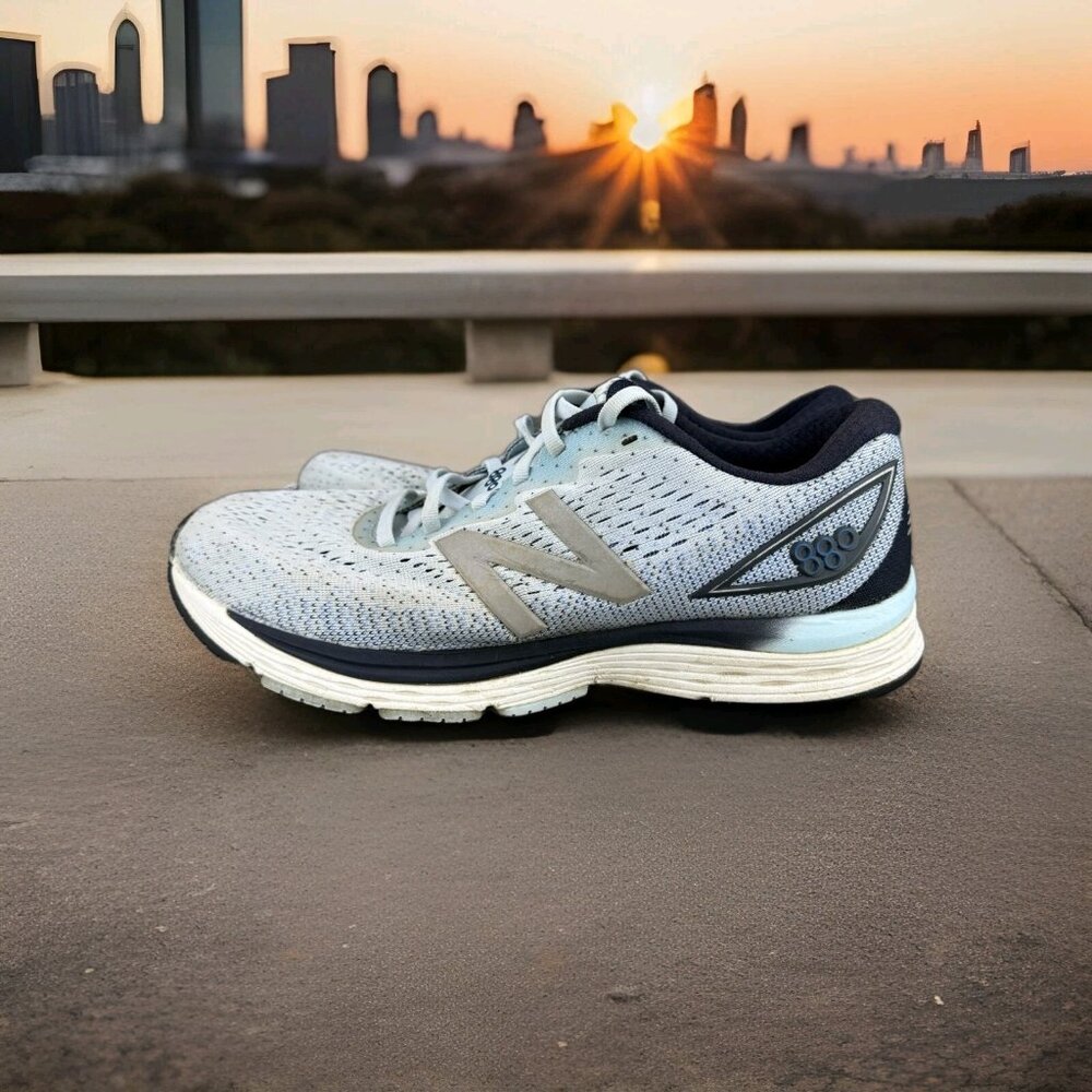 ✅New Balance 880v9 Training Shoes Womens 11B Blue Road Running Athletic Sneakers